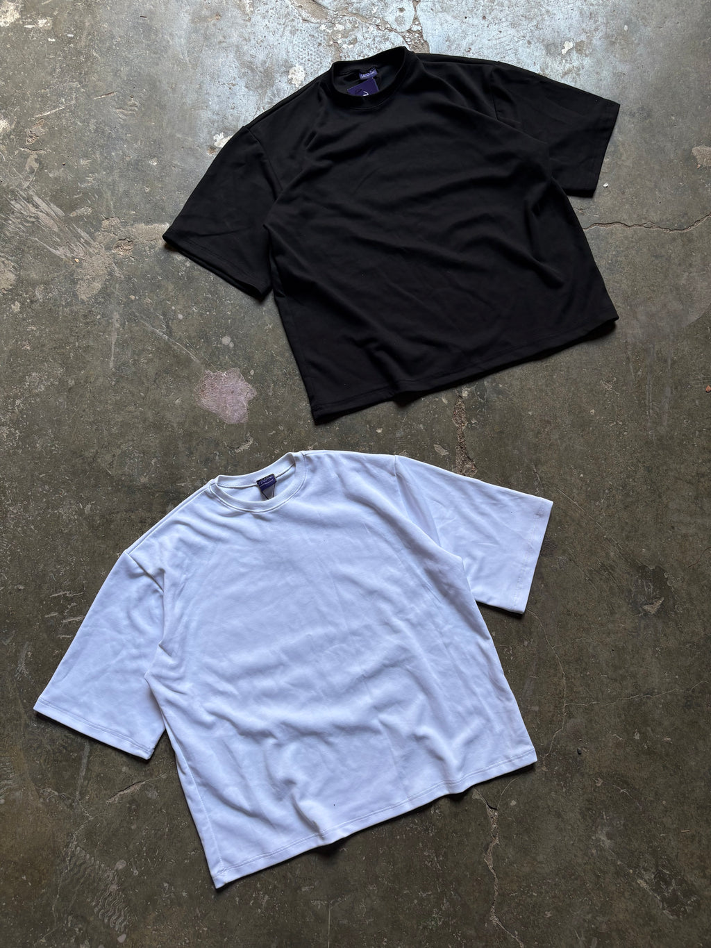 5) Cropped t-shirts