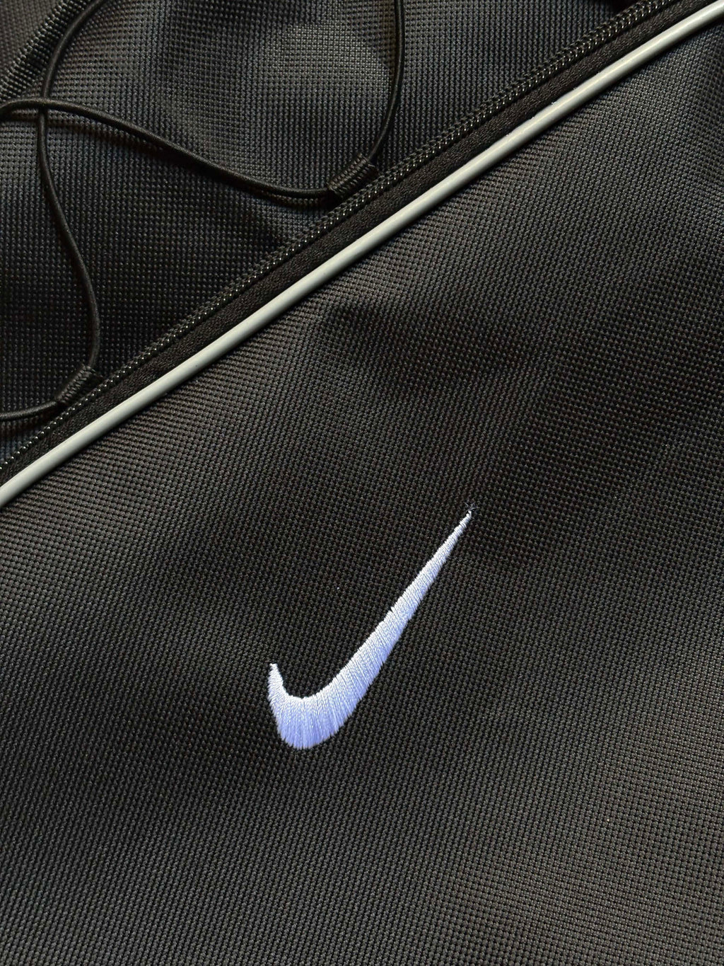 2) Nike Sling Bag