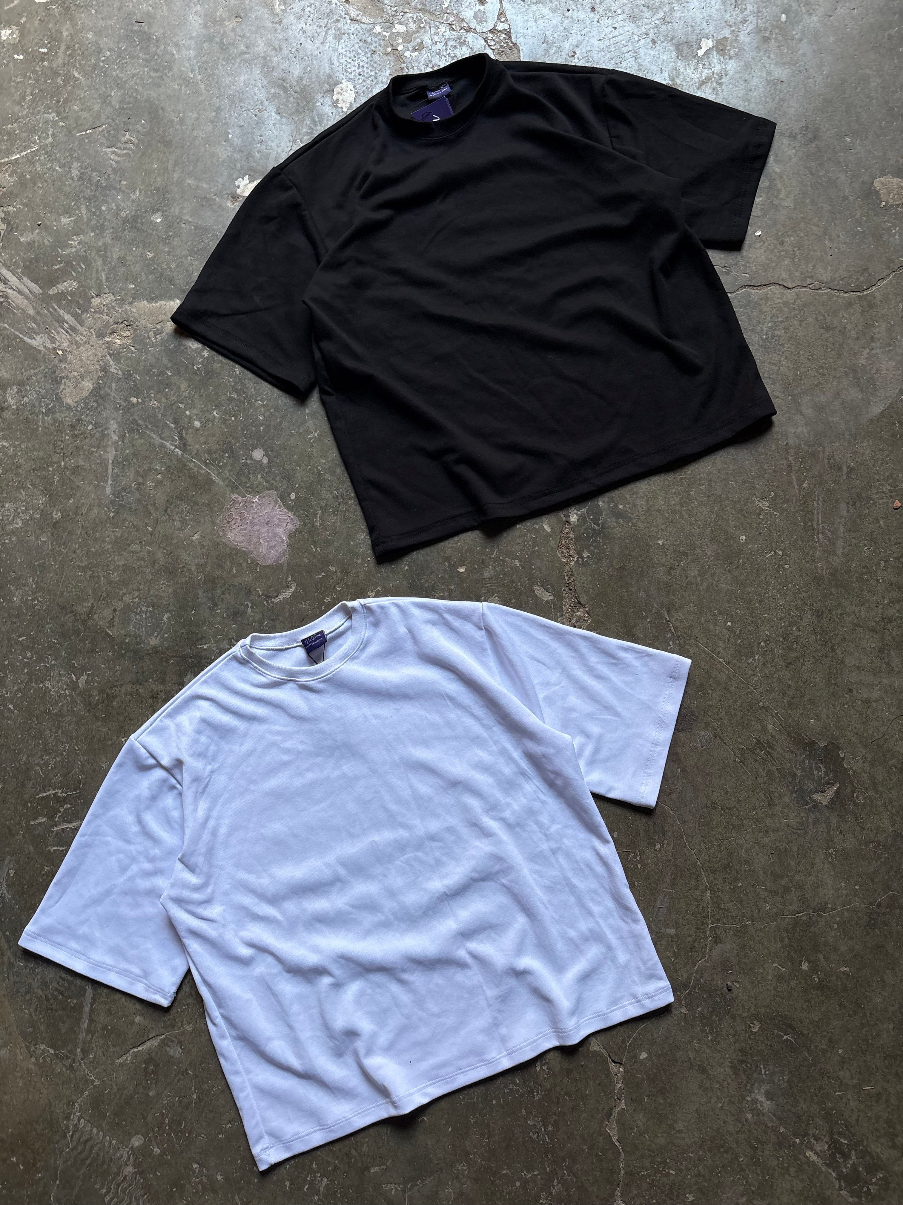5) Cropped t-shirts